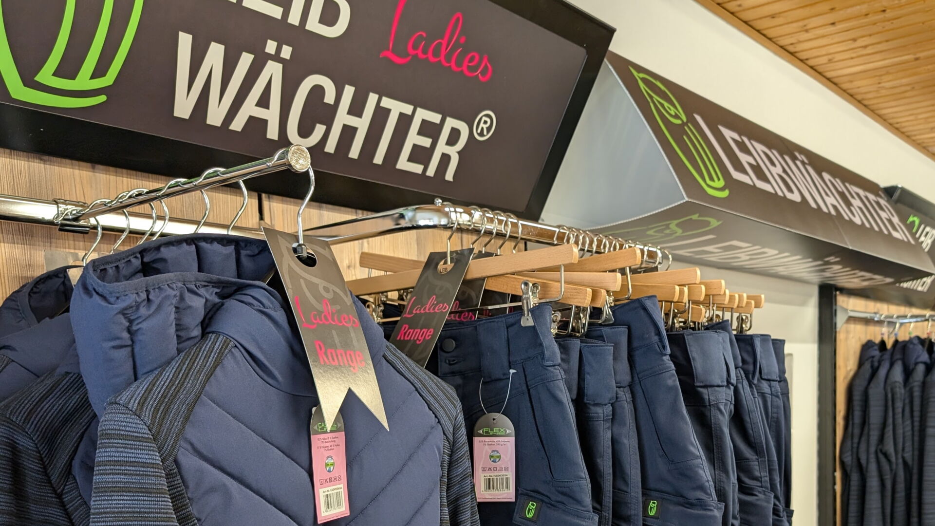 Workwear mit speziellen Schnitten für Frauen von Leibwächter